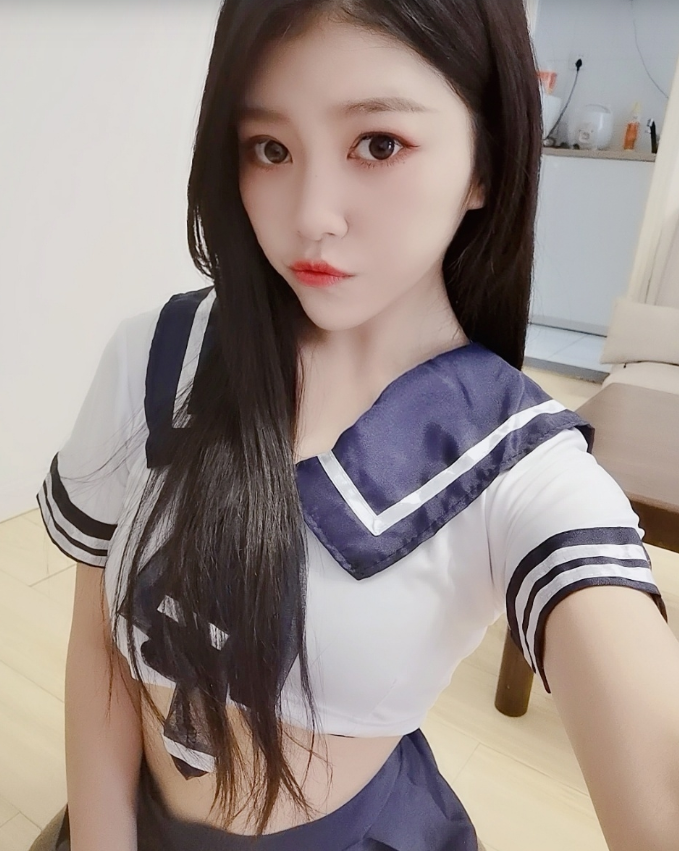 番禺区00后嫩妹